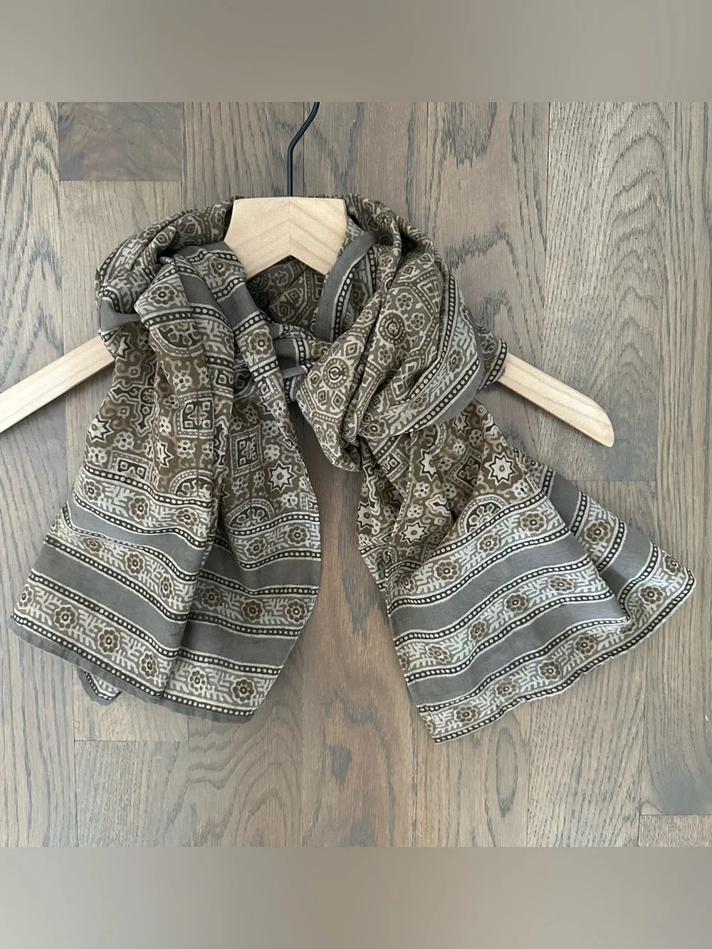 NWT Noorj Chan Block Print Floral Pattern Ajrak Scarf Wrap Brown Multi 65